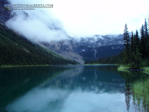 Luellen Lake Banff Alberta